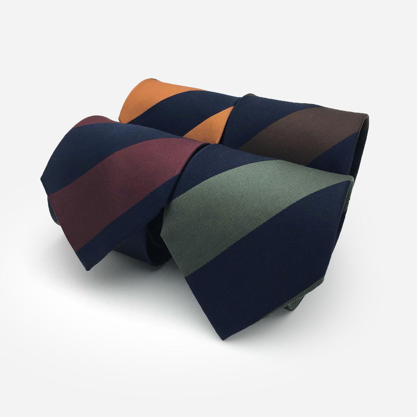 Lot de 4 cravates en soie rayées