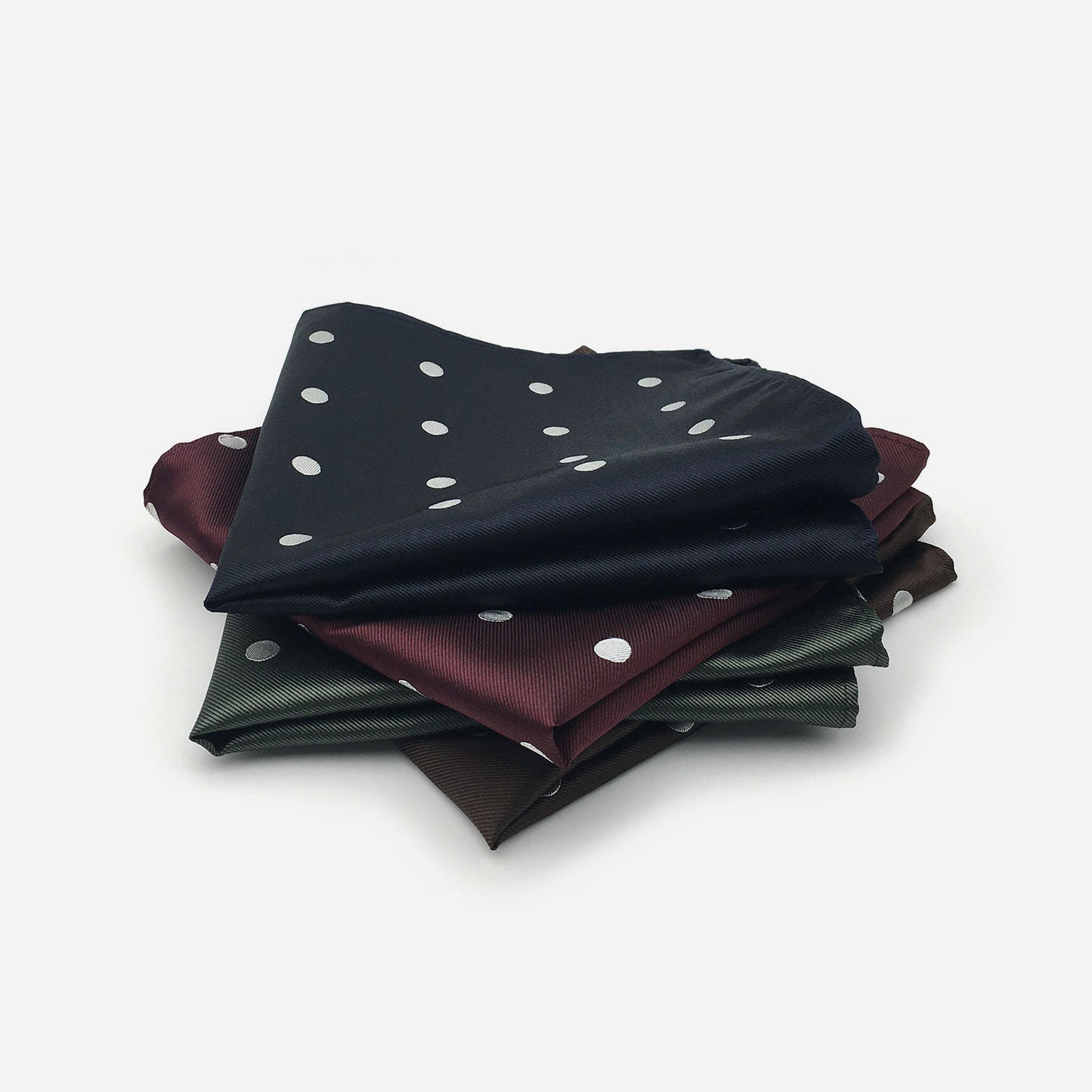 Lot de pochettes en soie à pois